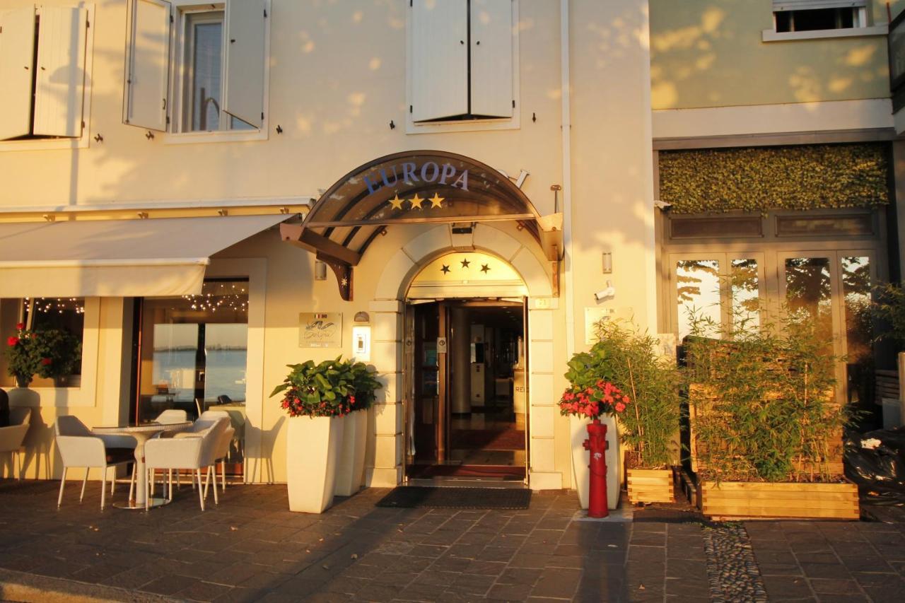 Hotel Europa Дезенцано-дель-Гарда Екстер'єр фото